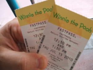 Disney Fastpass+: Tips to understanding the new fastpass system for your next Disney World family vacation #DisneyWorld #FamilyTravel #Travel #travelwithkids #fastpass