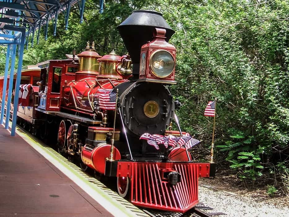 10 Walt Disney World Rides that will put you to sleep #Disney #DisneyKids #DisneyWorld #FamilyTravel #Travel