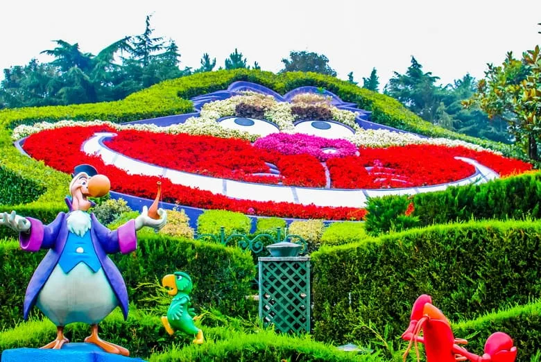 Alice's Curious Labyrinth at Disneyland Paris