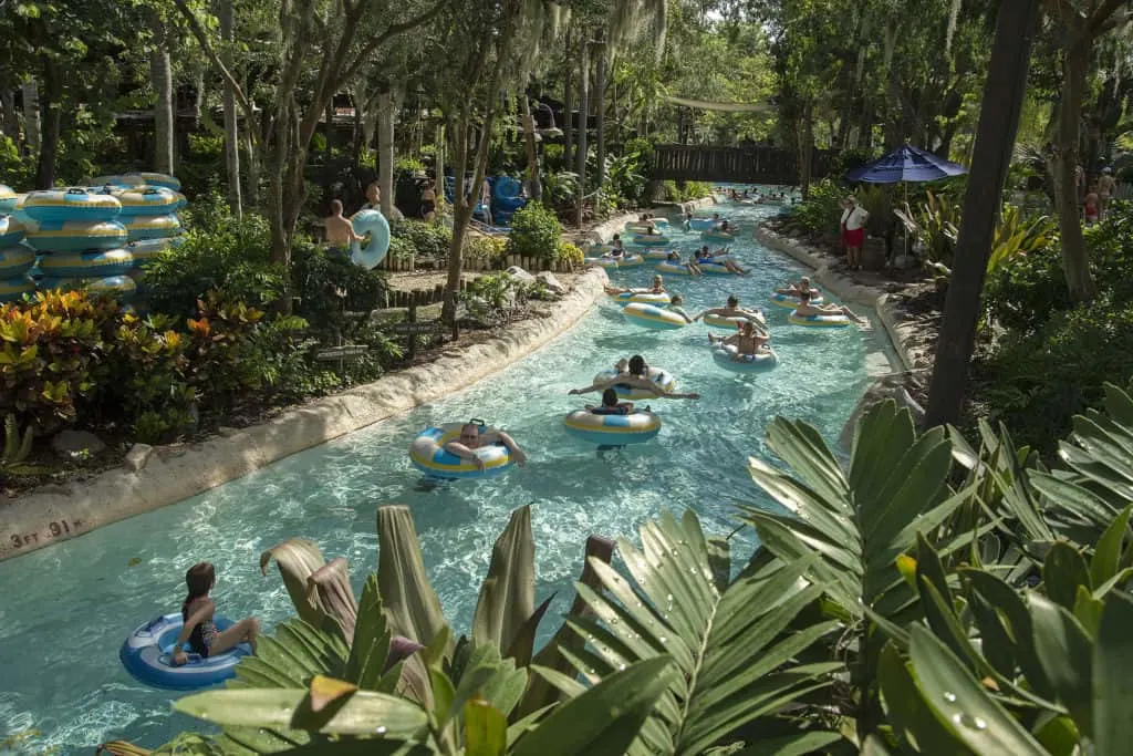 Looking for Disney Water park tips? We have everything you need for a fun time at Blizzard Beach and Typhoon Lagoon. Which one should YOU choose? | | Disney Water park tips | Typhoon Lagoon | Blizzard Beach | #waltdisneyworld #disney #disneyparks #disneyworld #disneytips #blizzardbeach #typhoonlagoon