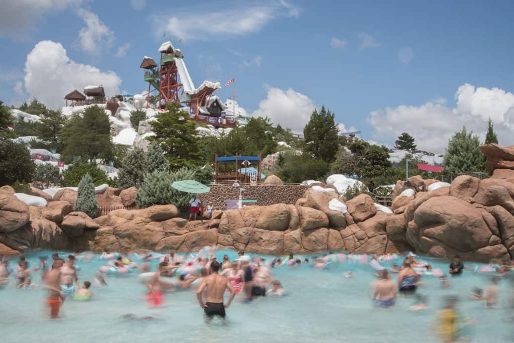 Everything you need to know about Disney's Blizzard Beach Waterpark. #waltdisneyworld #disney #disneyparks #disneyworld #disneytips #blizzardbeach 