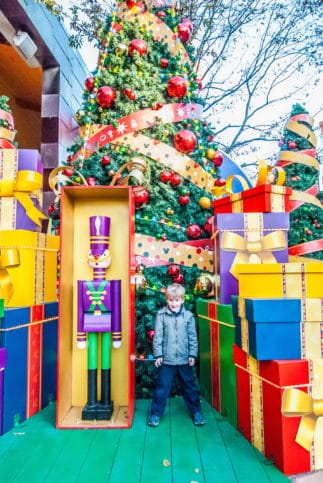 How to Celebrate Christmas at Disneyland Paris • Mouse Travel Matters