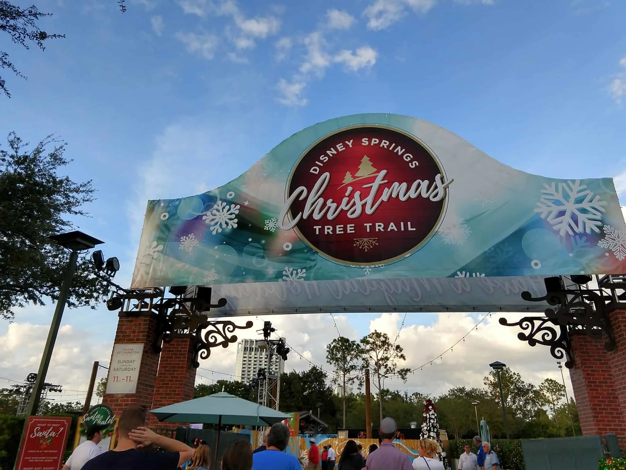 Tips on Managing Disney World Holiday Crowds