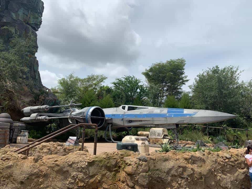 Galaxy's Edge Opening Day, Star Wars Land Opening Day, Planning Tips for Galaxy's Edge, Tips for Star Wars Galaxy's Edge, Galaxy's Edge Tips, #GalaxysEdge #DisneySMC #NowMoreThanEver #DisneyParks #StarWars #StarWarsLand #Disneyland #HollywoodStudios #DisneyFamily