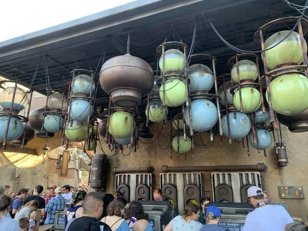 Star Wars: Galaxy's Edge Milk Stand