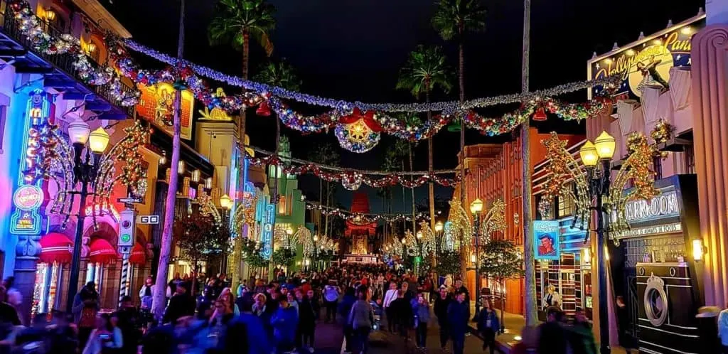 The Ultimate Guide to Celebrating the Holidays at Disney’s Hollywood Studios