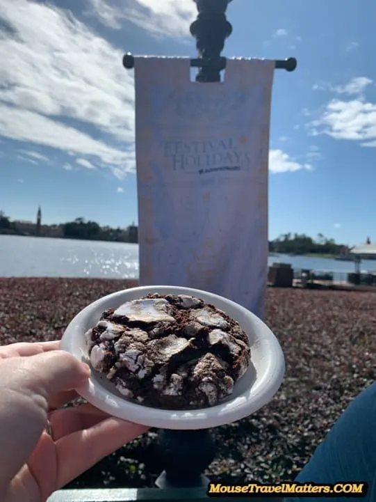 The holidays are here and new this year to Epcot's Festival of the Holidays is the Cookie Stroll. This is perfect for kids and adults alike! #disneyholidays#epcot