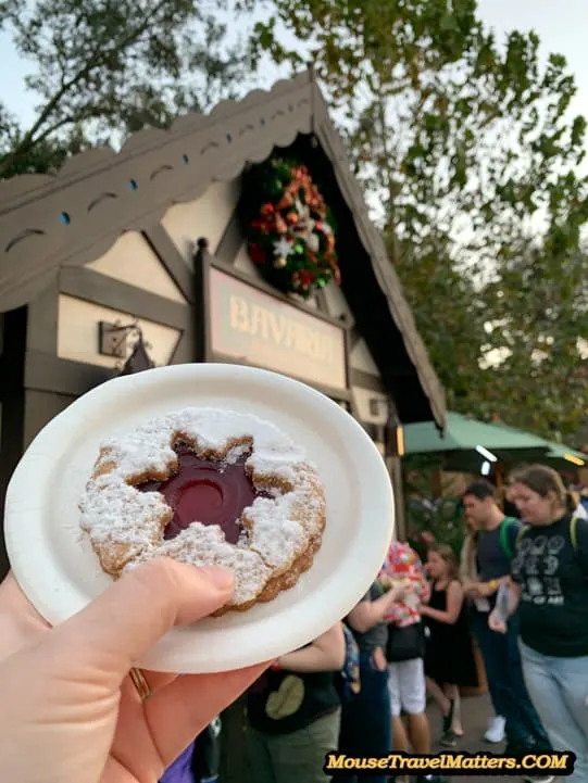 The deliciously fun Holiday Cookie Stroll returns this year to Epcot's International Festival of the Holidays.