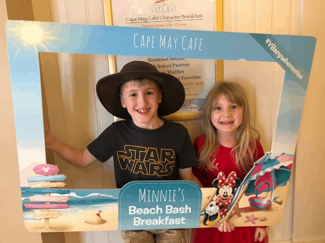 Cape May Cafe, Minnie's Beach Bash Breakfast, Walt Disney World, Disney World Character Dining, Breakfast with Disney Characters, Disney's Beach Club Resort, #WaltDisneyWorld, #DisneyVacationPlanning, #DisneyTravelTips