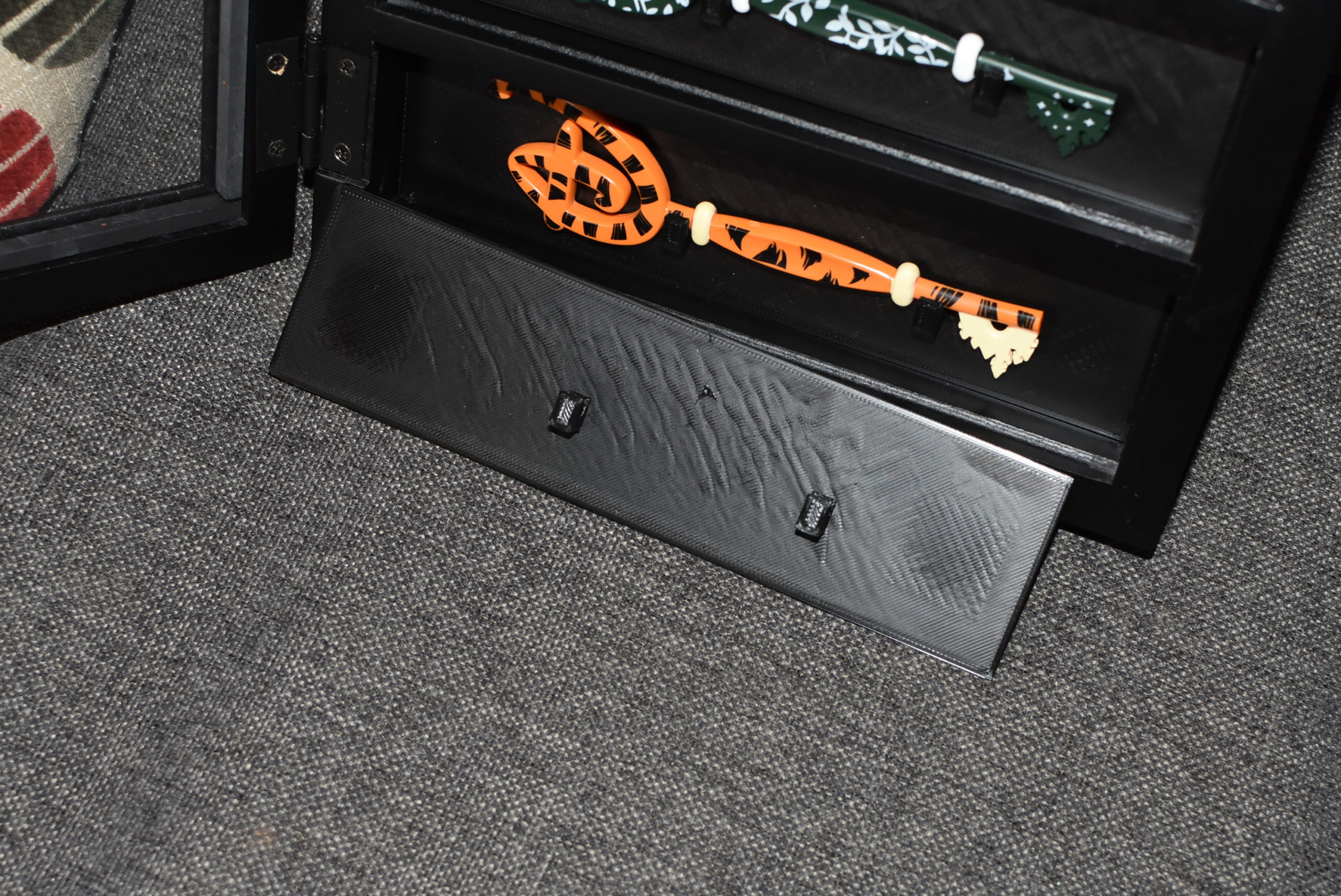 Disney Collectible Keys Coin Display Insert • Mouse Travel Matters