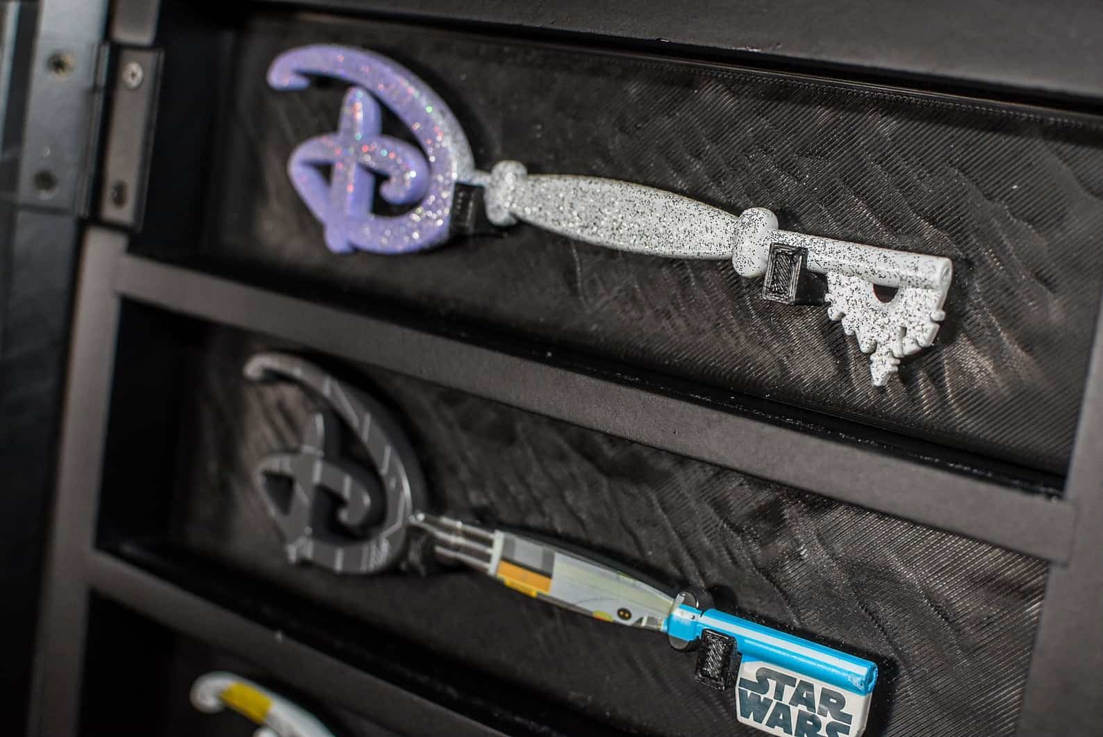 Disney Collectible Keys Coin Display Insert • Mouse Travel Matters