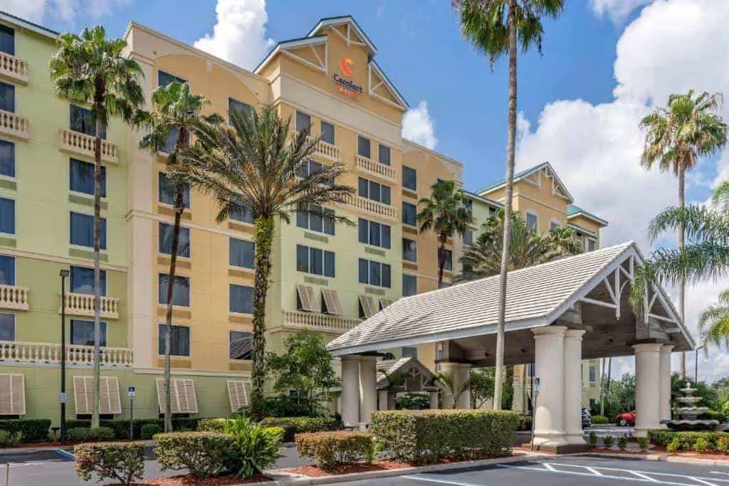 10 Orlando Hotels with Shuttles to Disney World & Universal