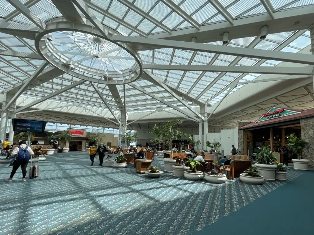 MCO Food Court - Gates (70-99)